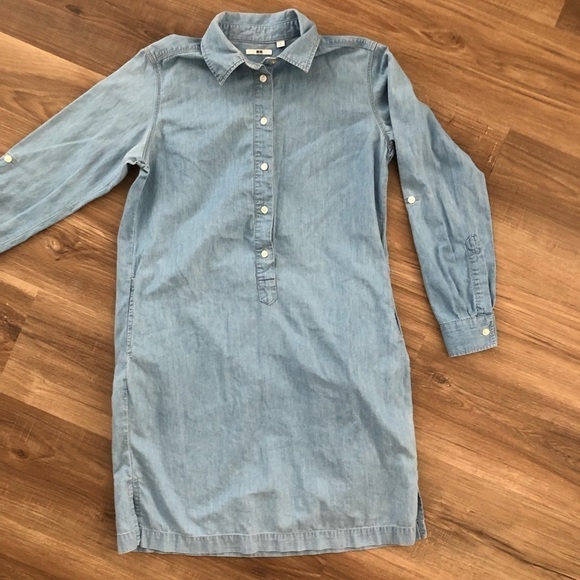 UNIQLO Chambray half button down long sleeve dress size medium - Picture 2 of 7